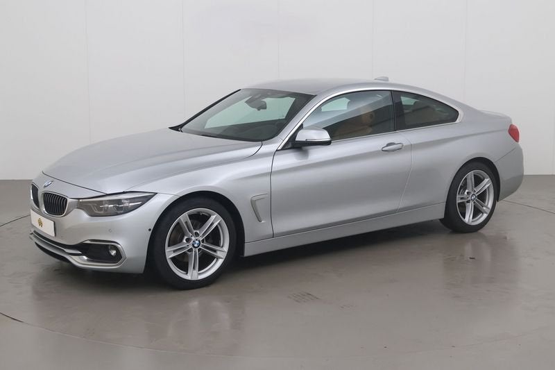 BMW 4 Coupe (F32 LCI) 420i Luxury 184 AT, Auto's, BMW, Automaat, Gebruikt, 4 cilinders, Overige bekleding