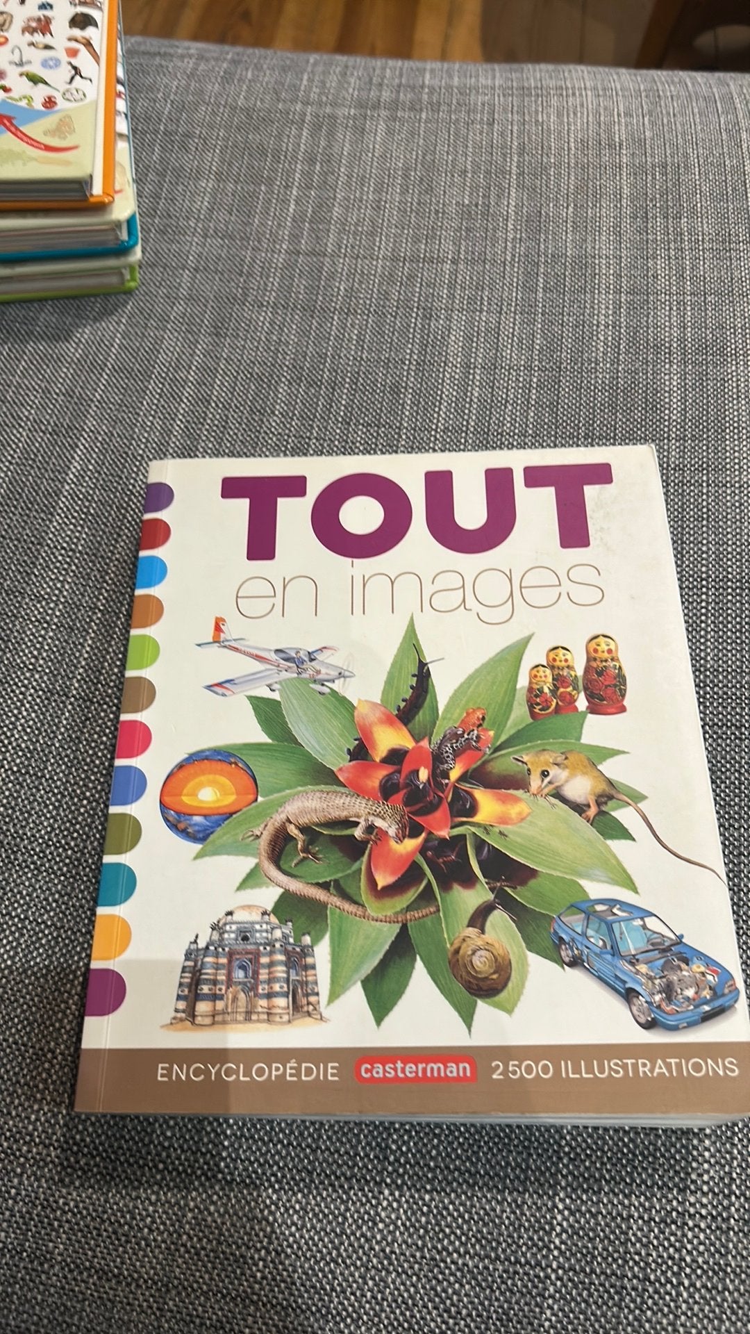 Tout en images, Enlèvement, Comme neuf