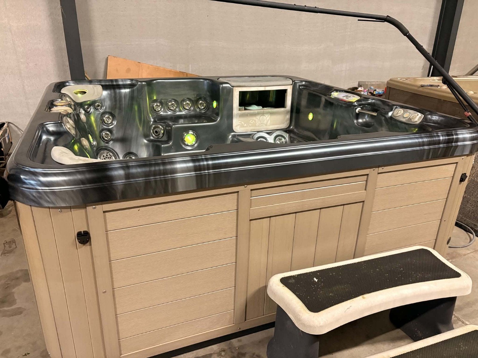 Jacuzzi 5 personnes - Livraison gratuite partout en Belgique, Jardin & Terrasse, Enlèvement, Comme neuf