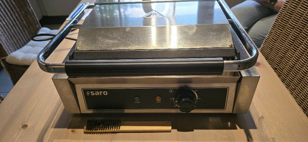 Professionele contactgrill Saro, Elektronische apparatuur, Contactgrills, Ophalen, Saro, Zo goed als nieuw, Nederland