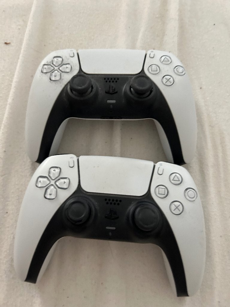 Ps5 controller 2 voor 50€, Games en Spelcomputers, Spelcomputers | Sony Consoles | Accessoires, Ophalen, PlayStation 5, Zo goed als nieuw