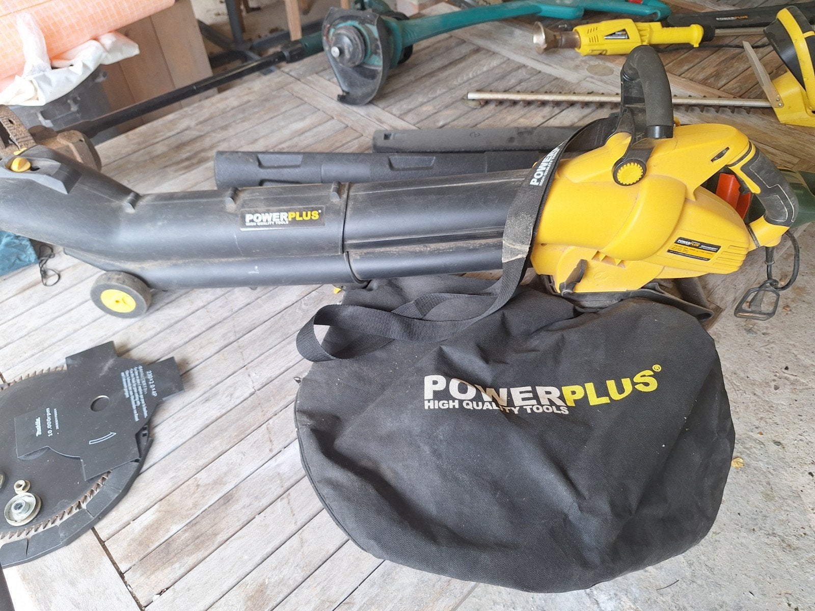 Powerplus bladblazer/bladzuiger, Ophalen