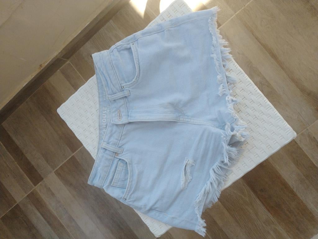Shorts Clockhouse, maat 36 (S), denim, prima staat, nieuw, Enlèvement ou Envoi, Taille 36 (S)