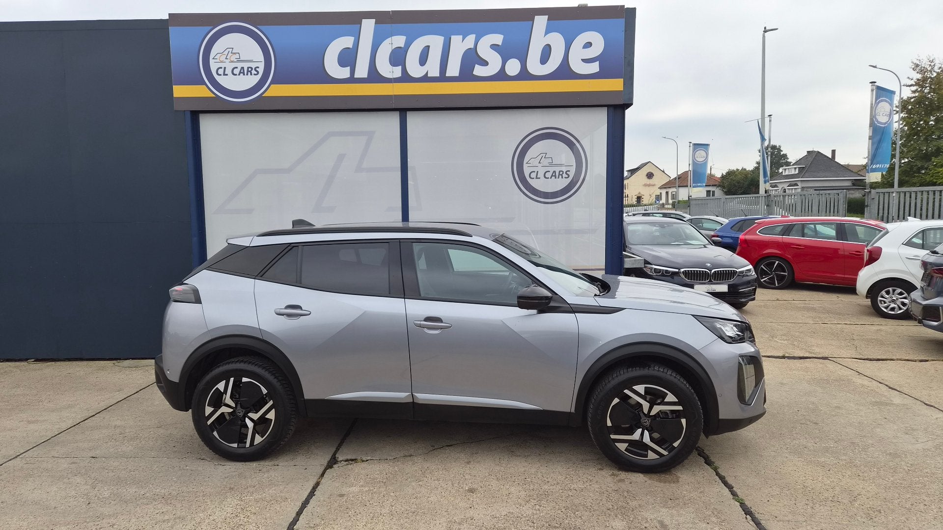 Peugeot 2008 Hybrid Allure e-DSC6/Navi/Cam/Cc/Bt/ (bj 2025), Gebruikt, 110 g/km, 136 pk, Leder en Stof