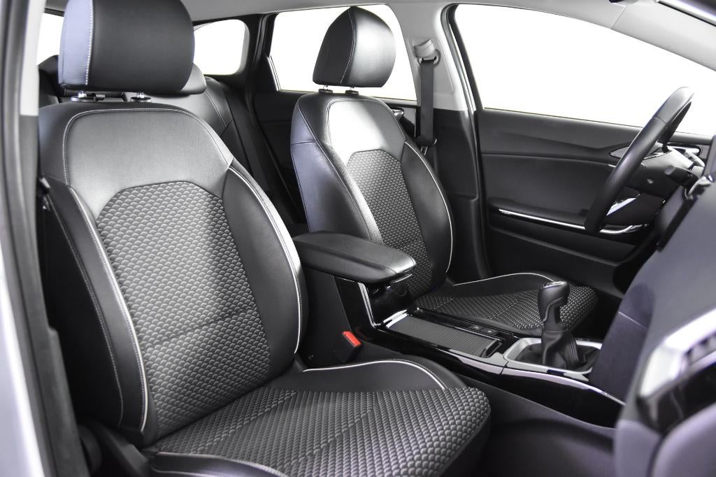 Exclusivité Kia Ceed Sportswagon, Autos, Argent ou Gris, Achat, 998 cm³, Euro 6