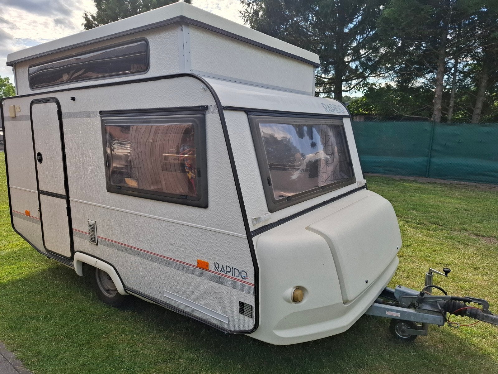 Caravan Rapido Club 32 < 750kg, Stapelbed, Hefdak, Rapido, Particulier