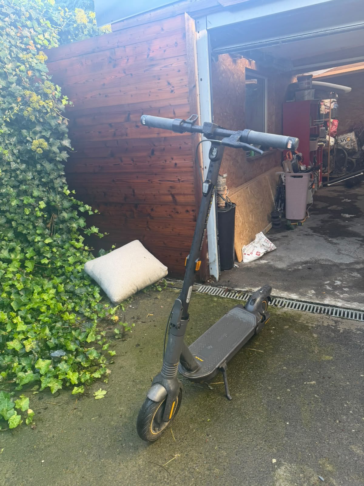Ninebot kickscooter max G2, Fietsen en Brommers, Ophalen, Zo goed als nieuw