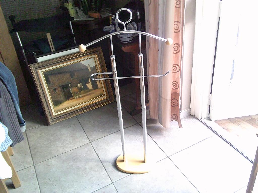 kleer hanger in kroom, Enlèvement, Comme neuf, Métal, Adultes