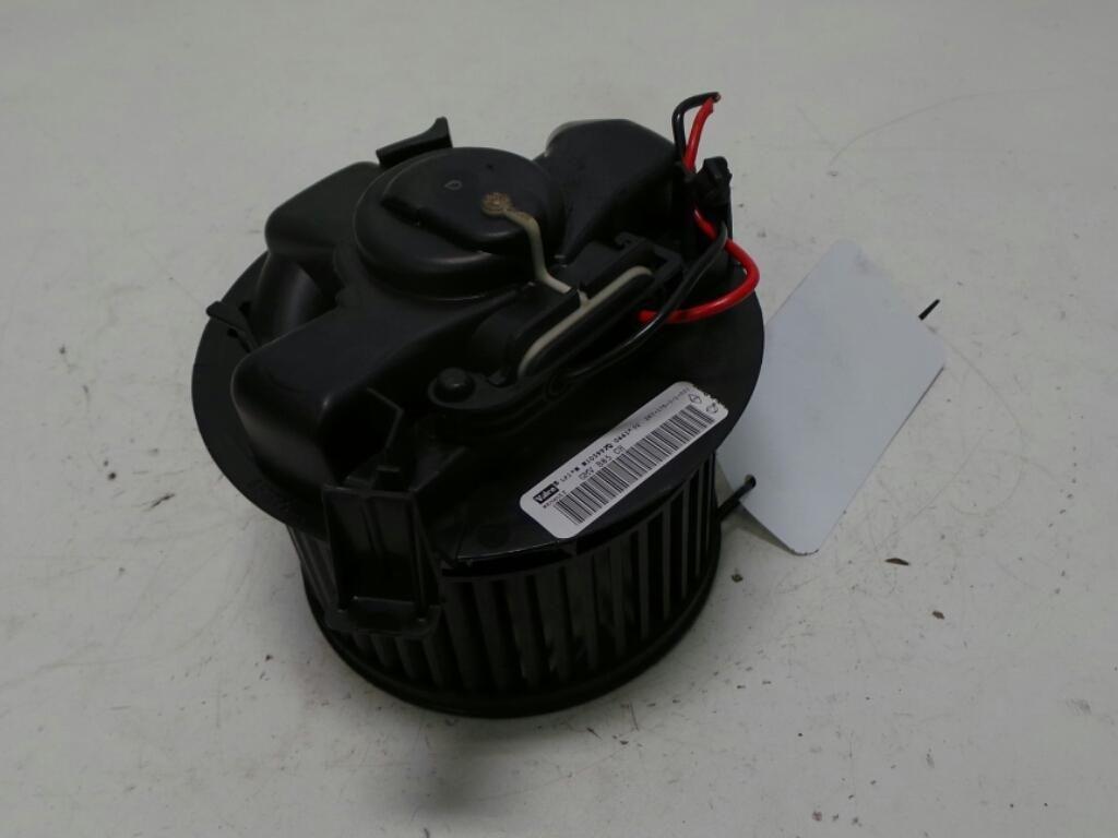 RENAULT CLIO KACHELMOTOR 2013, Ophalen of Verzenden, Gebruikt, Stiba lid