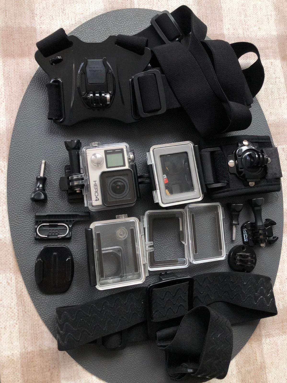 GoPro HERO4 Black + Fixations + 3 Cartes mémoire+sac, Enlèvement ou Envoi