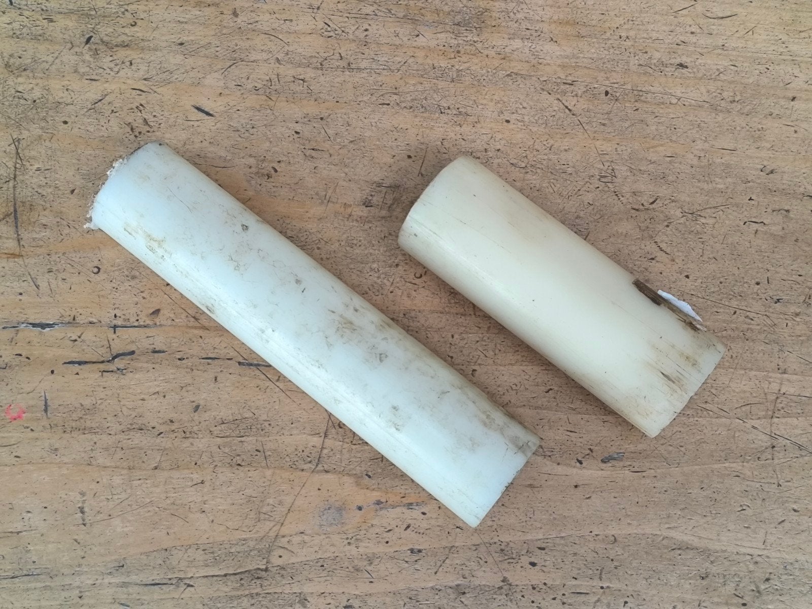 2 x rouleaux en téflon pour tour., Bricolage & Construction, Tours, Utilisé, Enlèvement ou Envoi