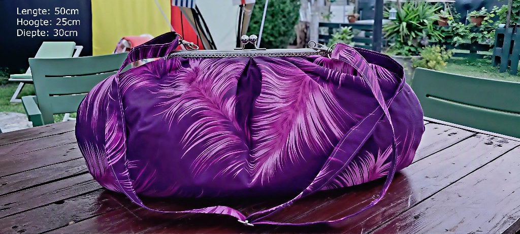 Unieke handgemaakte zomertas Phoenix.SOLDEN!, Bijoux, Sacs & Beauté, Sacs | Sacs Femme, Enlèvement ou Envoi, Neuf, Violet, Autres types