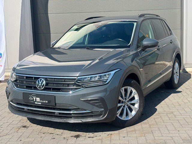 VW Tiguan benzine, Argent ou Gris, Achat, Entreprise, Noir