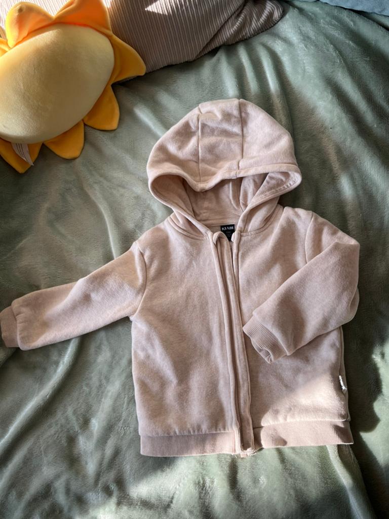 Veste à capuche kiabi 18 mois, Enfants & Bébés, Enlèvement, Comme neuf