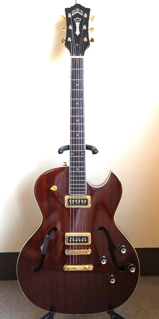 Guild Starfire 2 Royal Brown Dynasonic Gold état neuf, Enlèvement, Fender