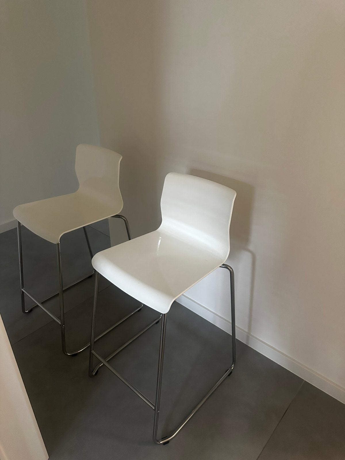 2 x IKEA glenn wit in goede staat., Maison & Meubles, Chaises, Enlèvement, Utilisé, Blanc, Deux
