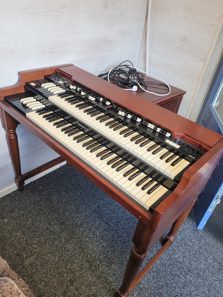 Hammond  xk5, Muziek en Instrumenten, Ophalen, Zo goed als nieuw, 2 klavieren, Hammondorgel