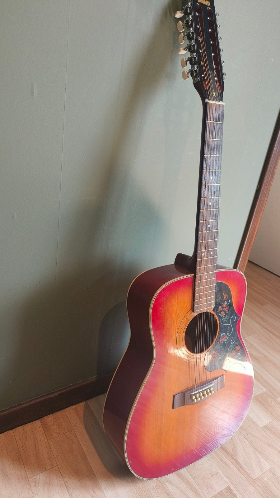 Yamaha 12-string, Muziek en Instrumenten, Ophalen, Zo goed als nieuw, Western- of Steelstringgitaar, 12-snarig