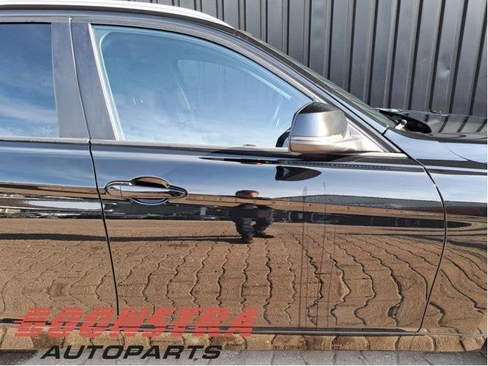 Portier 4Deurs rechts-voor van een BMW 3-Serie (3-Serie 11-), Gebruikt, -, Deur, -