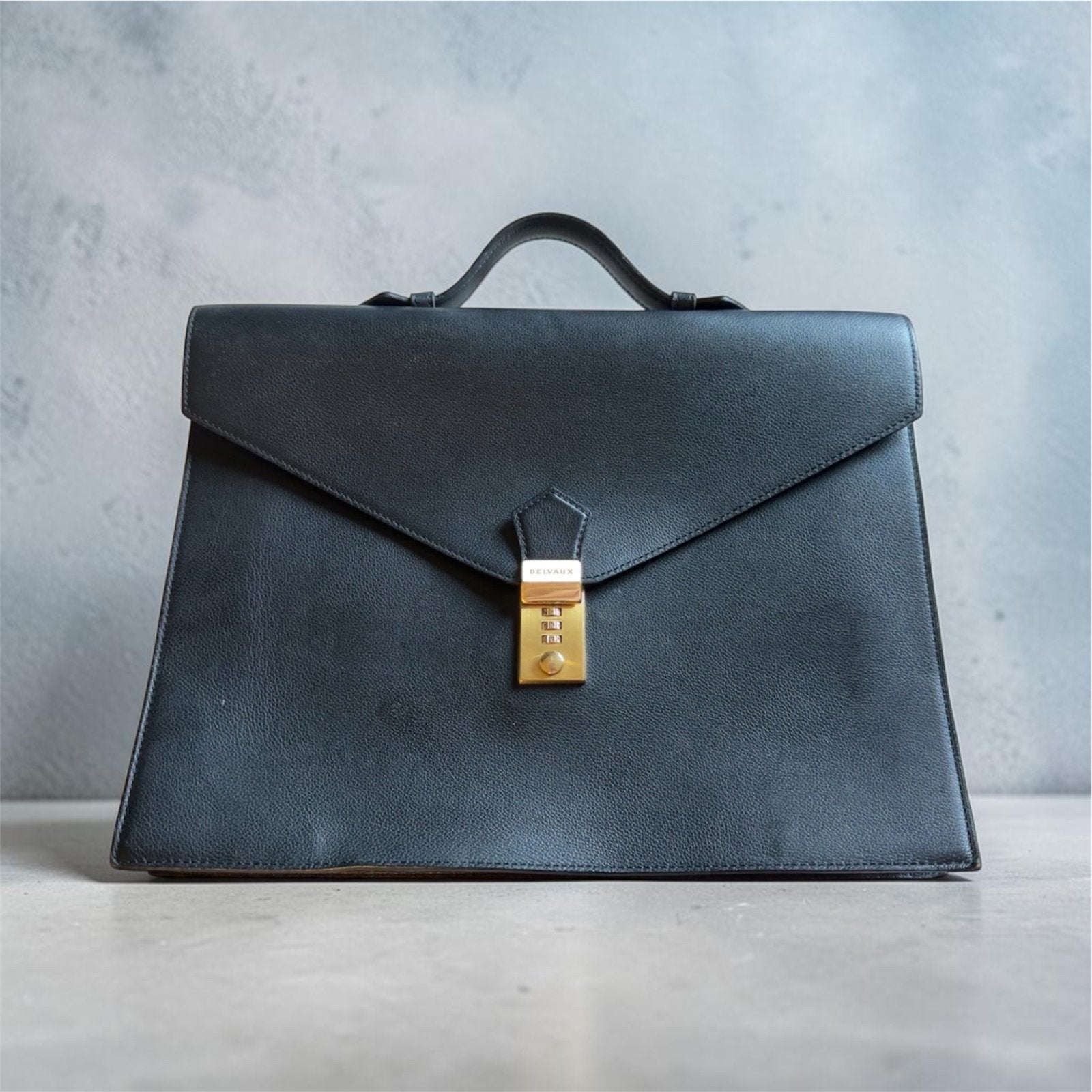 Delvaux aktetas zwart leder – origineel – €450, Handtassen en Accessoires, Tassen | Schooltassen, Zo goed als nieuw, Zwart, Ophalen of Verzenden