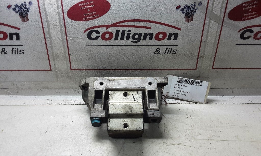 SUPPORT BOITE DE VITESSES Sprinter 3t (903) (A1402421340), Mercedes-Benz, Mevr. I. Hauben, Utilisé, Rue de l'Espoir 34 34
4030  GRIVEGNÉE, BE