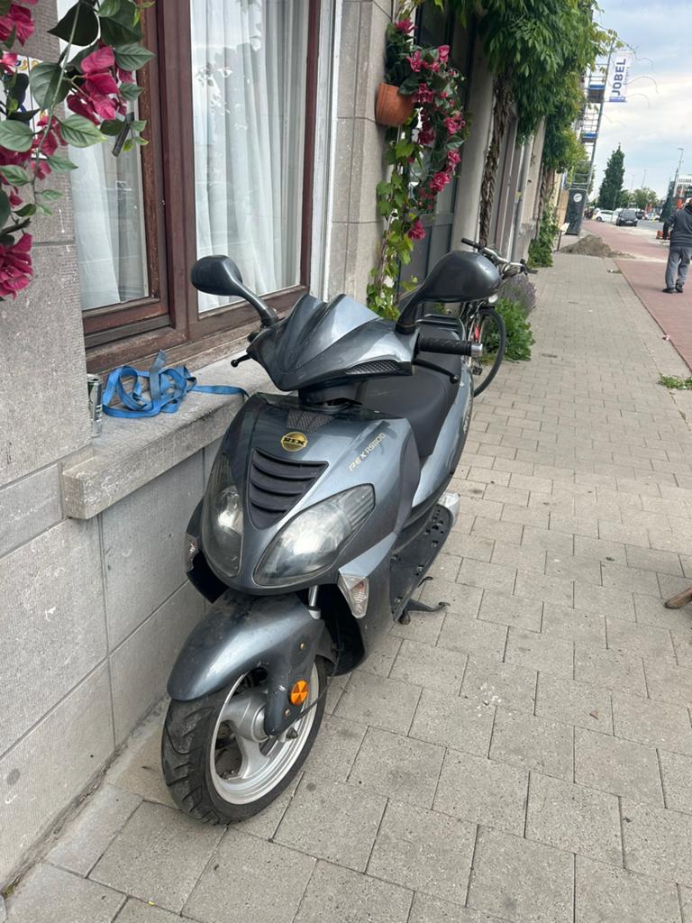 Rex RS1100, Fietsen en Brommers, Scooters | Yamaha, Ophalen, Zo goed als nieuw