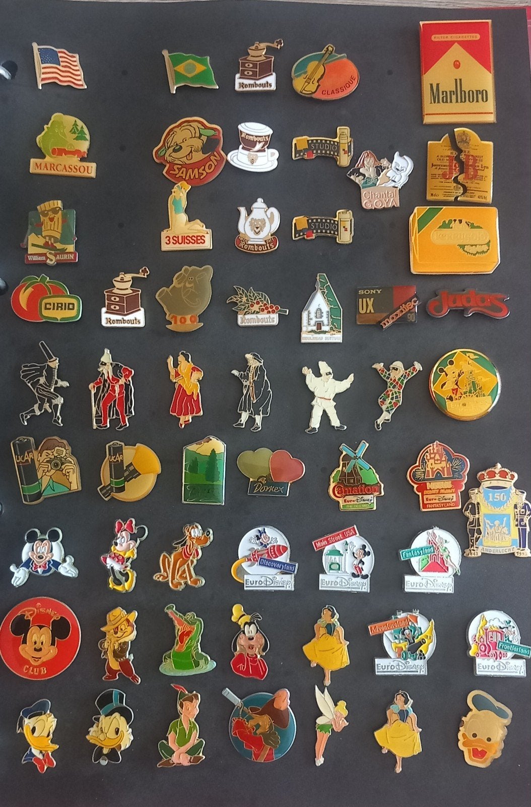 Pins, Enlèvement, Neuf, Insigne ou Pin's