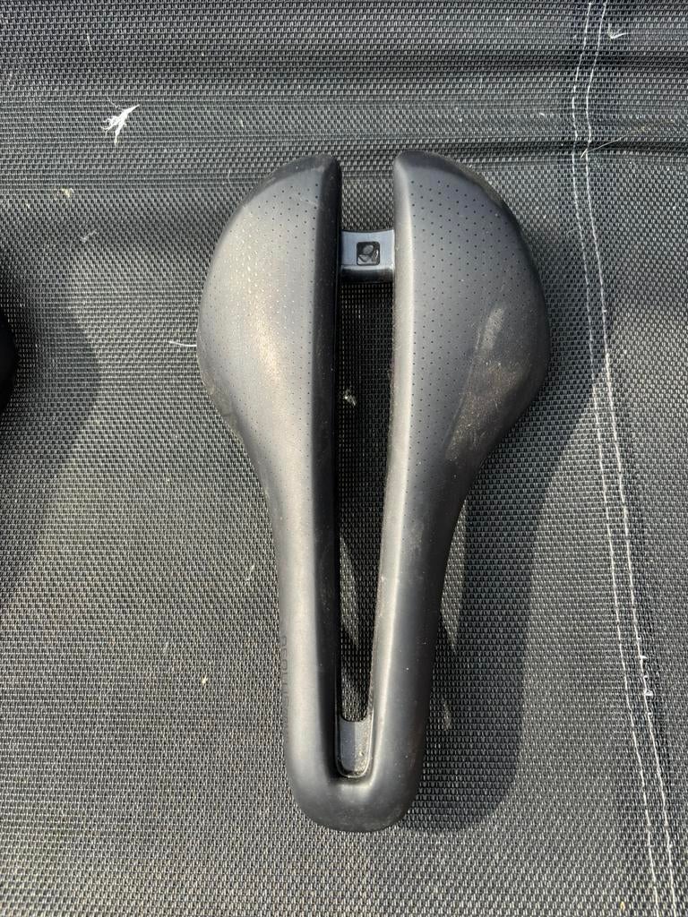 Bontrager zadel, Enlèvement, Comme neuf, Selle