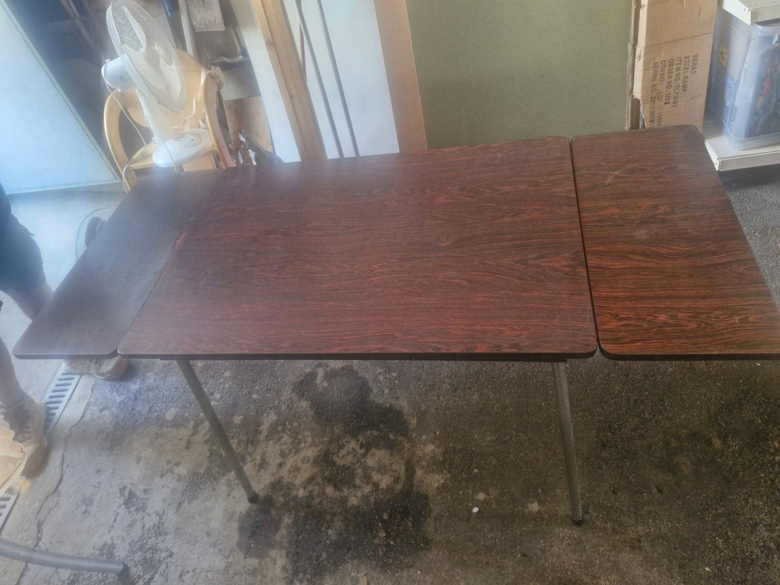 Formica tafel vintage uitschuifbaar 100 naa 158 cm, Ophalen