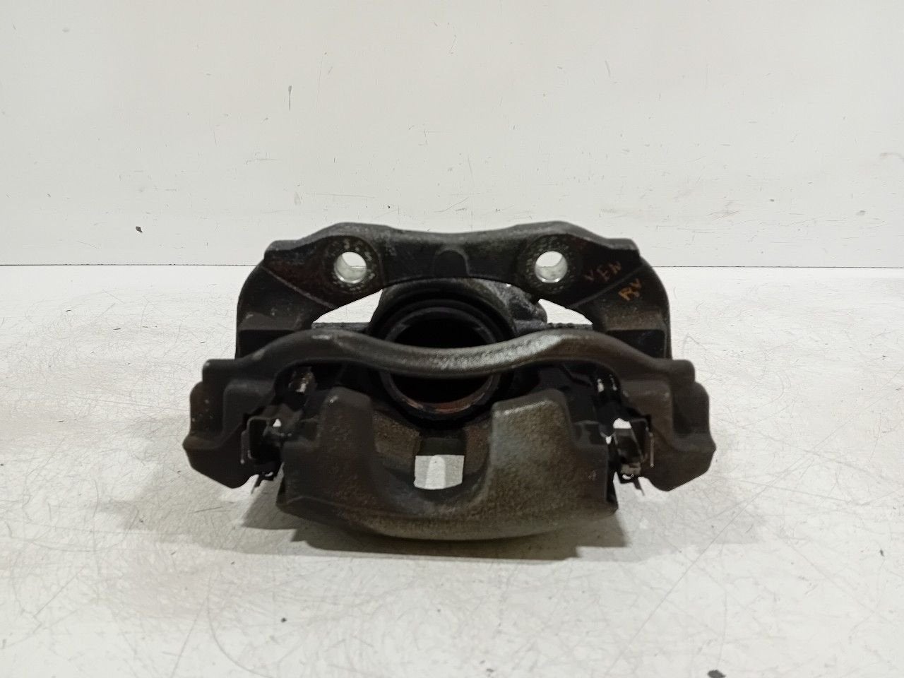Remklauw rechts voor Citroën C3, Onderdelen@venauto.nl, Van der Ven Autorecycling B.V., Ettenseweg 76, 4706 PB Roosendaal, The Netherlands
