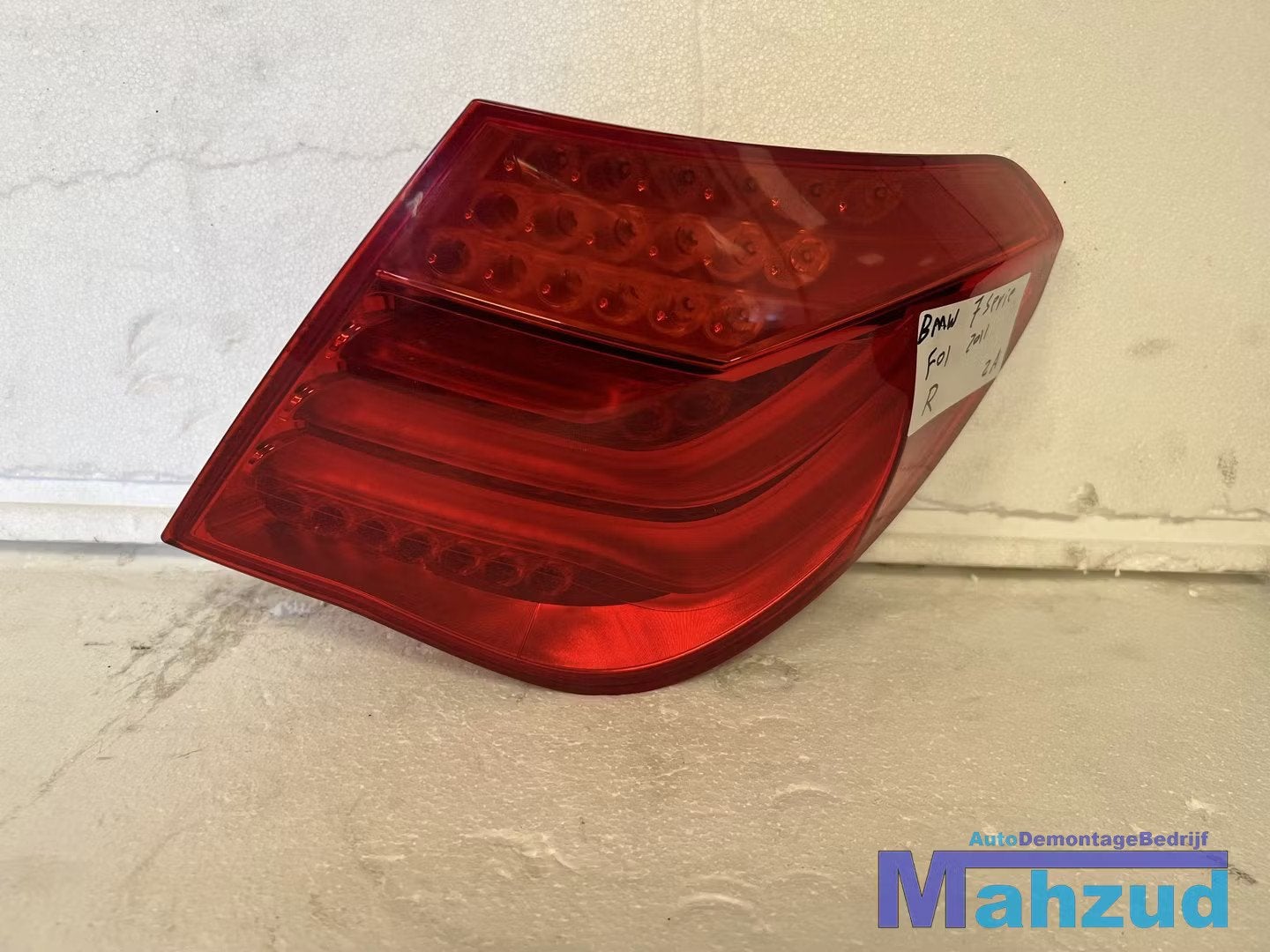 BMW F01 7 SERIE Achterlicht links buiten 7182198 2008-2015, Auto-onderdelen, Petuelring 130
80788  Munich, DE, Gebruikt, Info@bmw.de