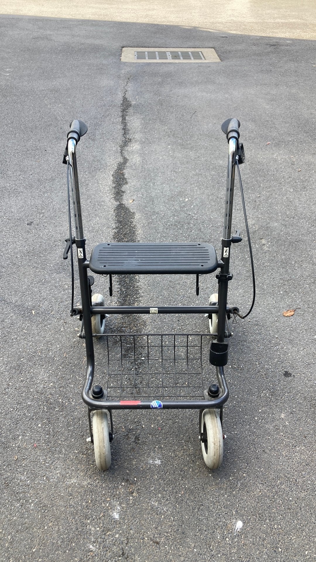 Zeer goede rollator, Ophalen, Zo goed als nieuw