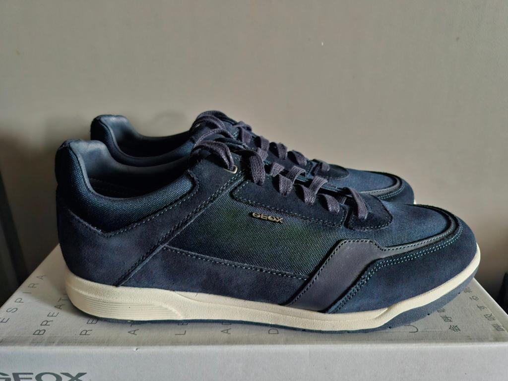 Nieuwe sneakers van Geox maat 43, Vêtements | Hommes, Chaussures, Neuf, Enlèvement ou Envoi, GEOX, Bleu