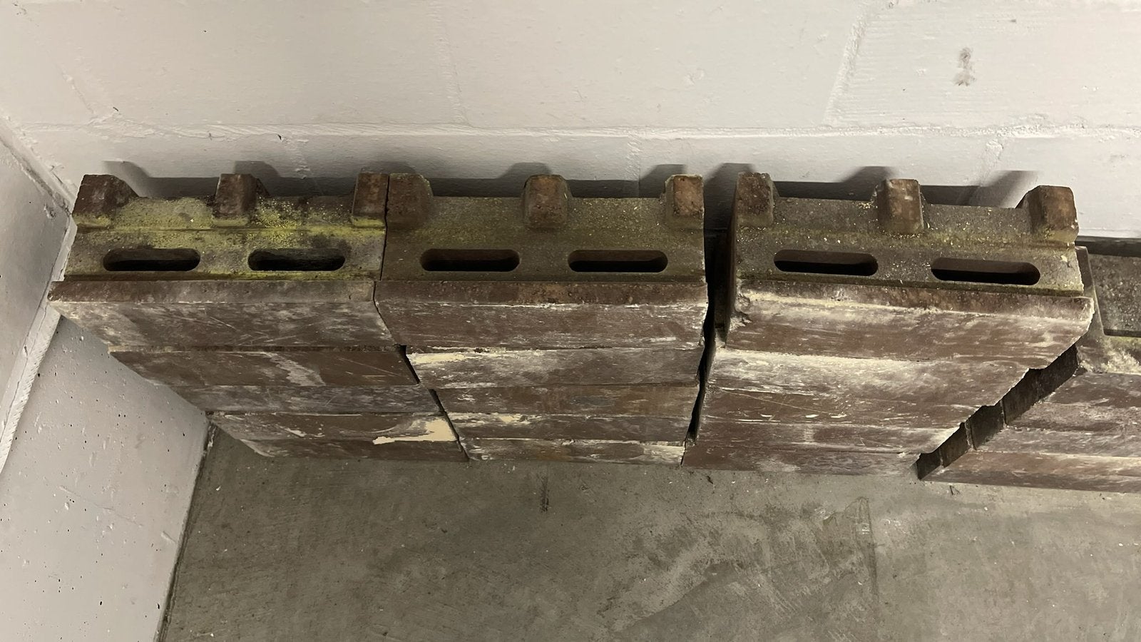 Briques ignifuges, 32 pièces, ramassage gratuit., Bricolage & Construction, Briques, Enlèvement, Comme neuf, Autres types