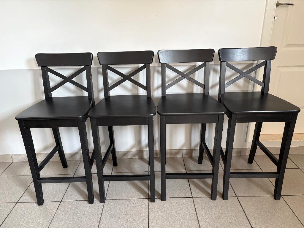 Barkrukken Ikea ingolf 4 stuks zwart, Ophalen, Gebruikt, Met voetsteun, 60 tot 90 cm