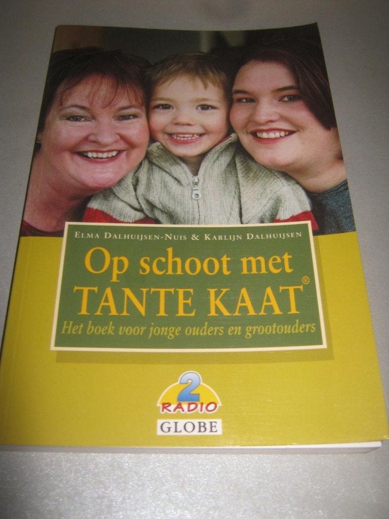 Op schoot met tante kaat  Karlijn Dalhuijsen 152 blz, Ophalen of Verzenden, Zo goed als nieuw