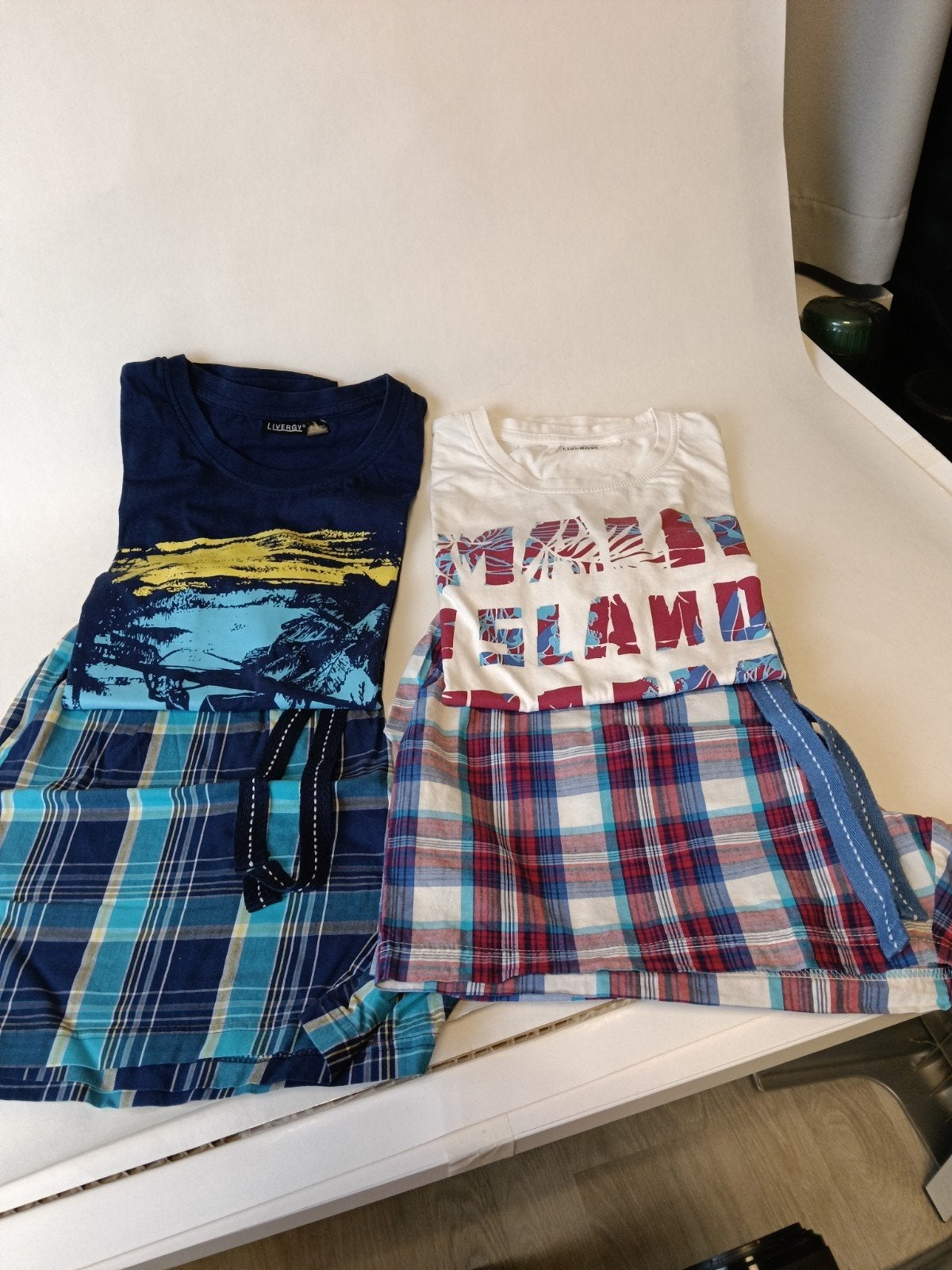 €4 voor 2 pyjama's, maat M., Enlèvement ou Envoi, Taille 48/50 (M)