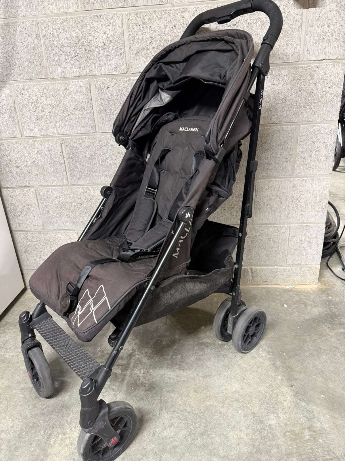 Maclaren Techno ARC plooibuggy, Kinderen en Baby's, Ophalen, Gebruikt, Maclaren, Verstelbare rugleuning