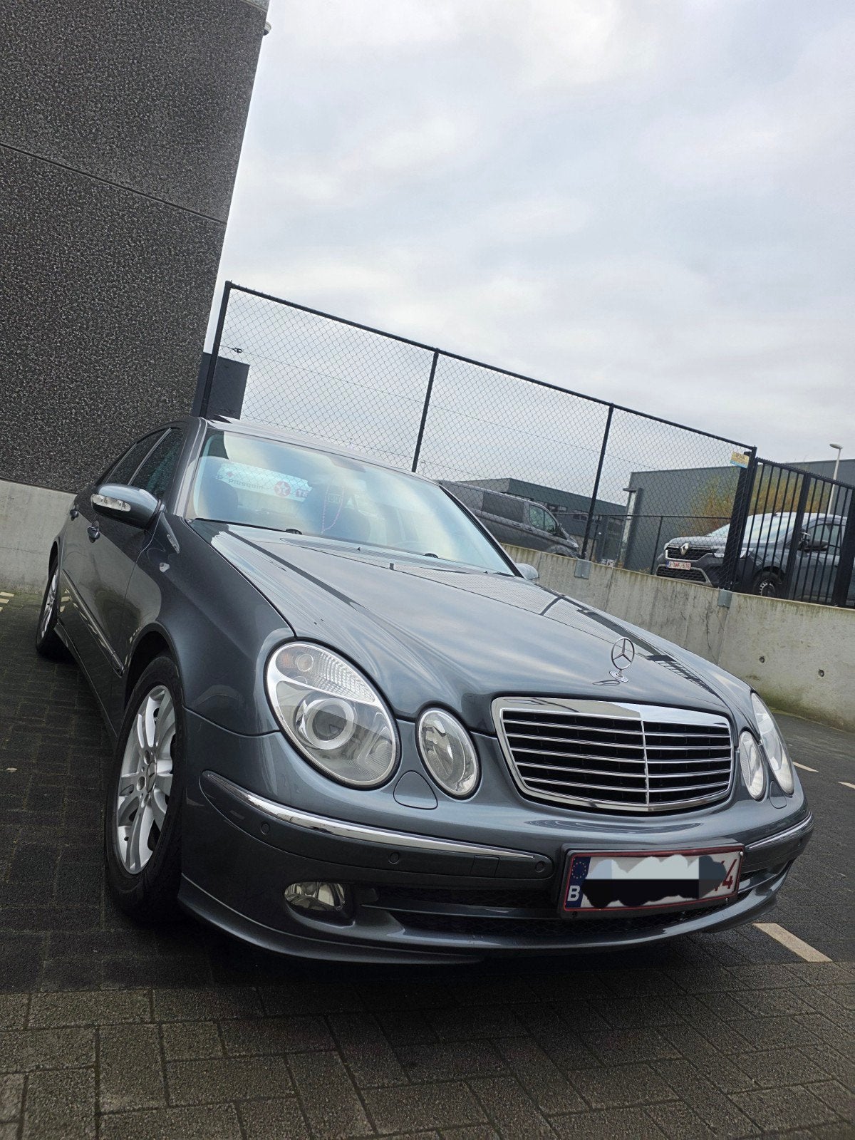 AvantgardeW211Aut./Panoramadak/Navi/FulHistoriek/Top staat, Achat, Entretenue par le concessionnaire, 5 portes, Automatique