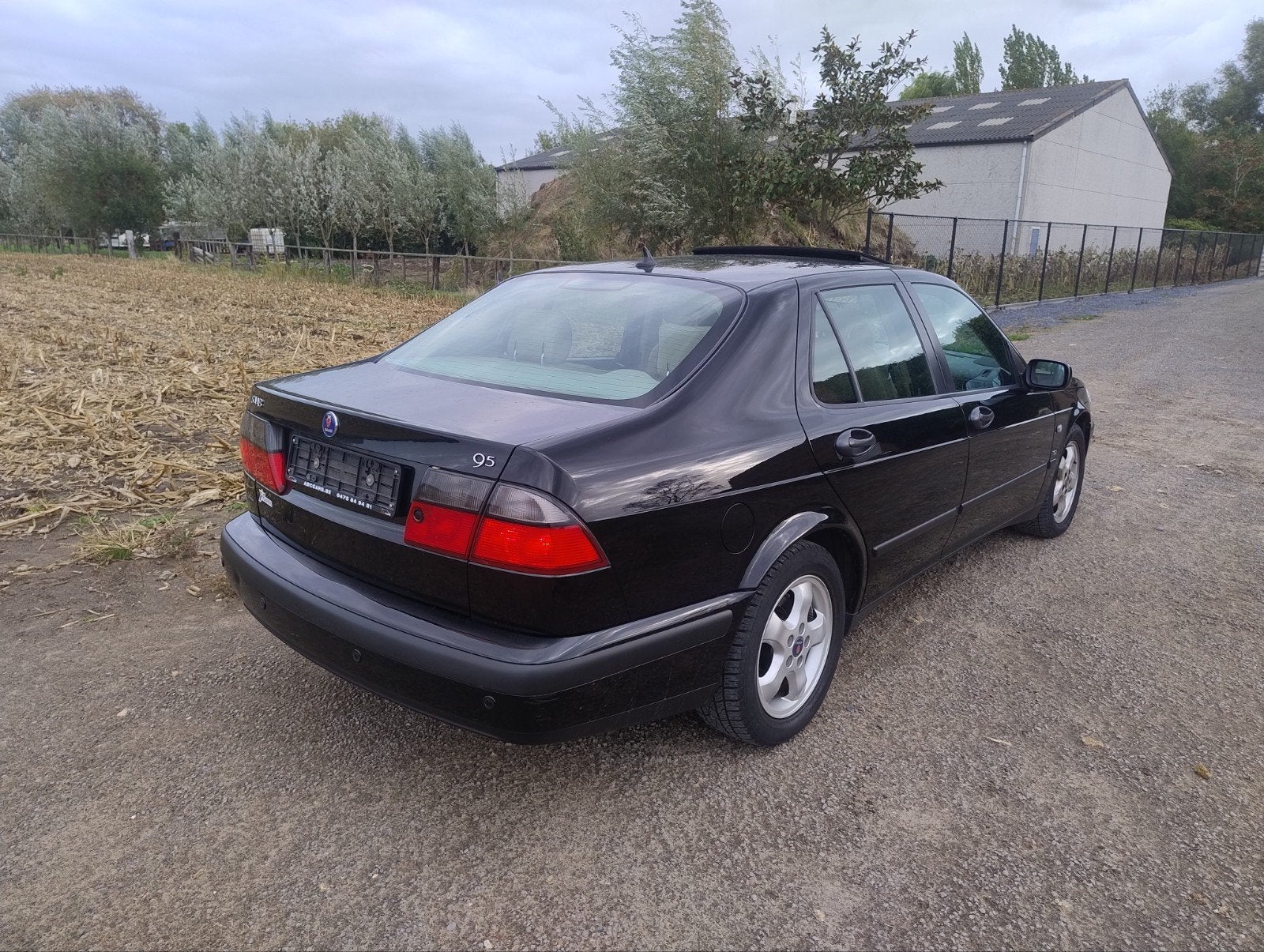 Saab 9.5 MK1 2.0 Benzine Automaat Jet Black schuifdak, Autos, Saab, Cuir, Beige, Entretenue par le concessionnaire, Beige