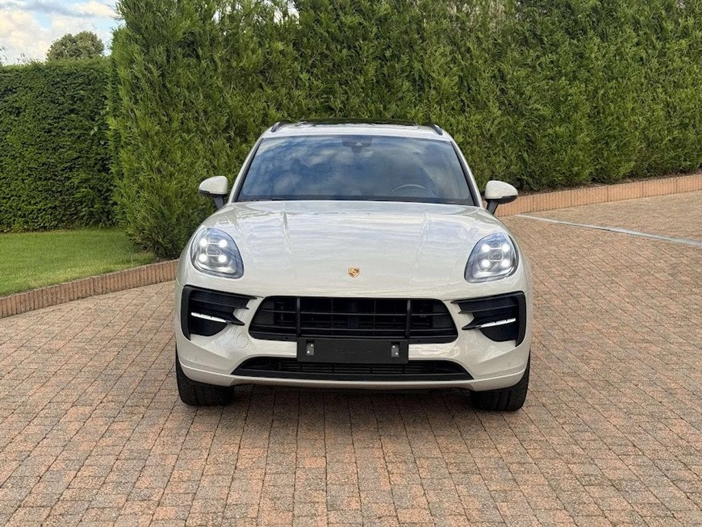 Porsche Macan 2.0L Turbo / PANODAK / LEDER / CAM / CARPLAY /, Autos, Porsche, Cuir, Argent ou Gris, Achat, Euro 6