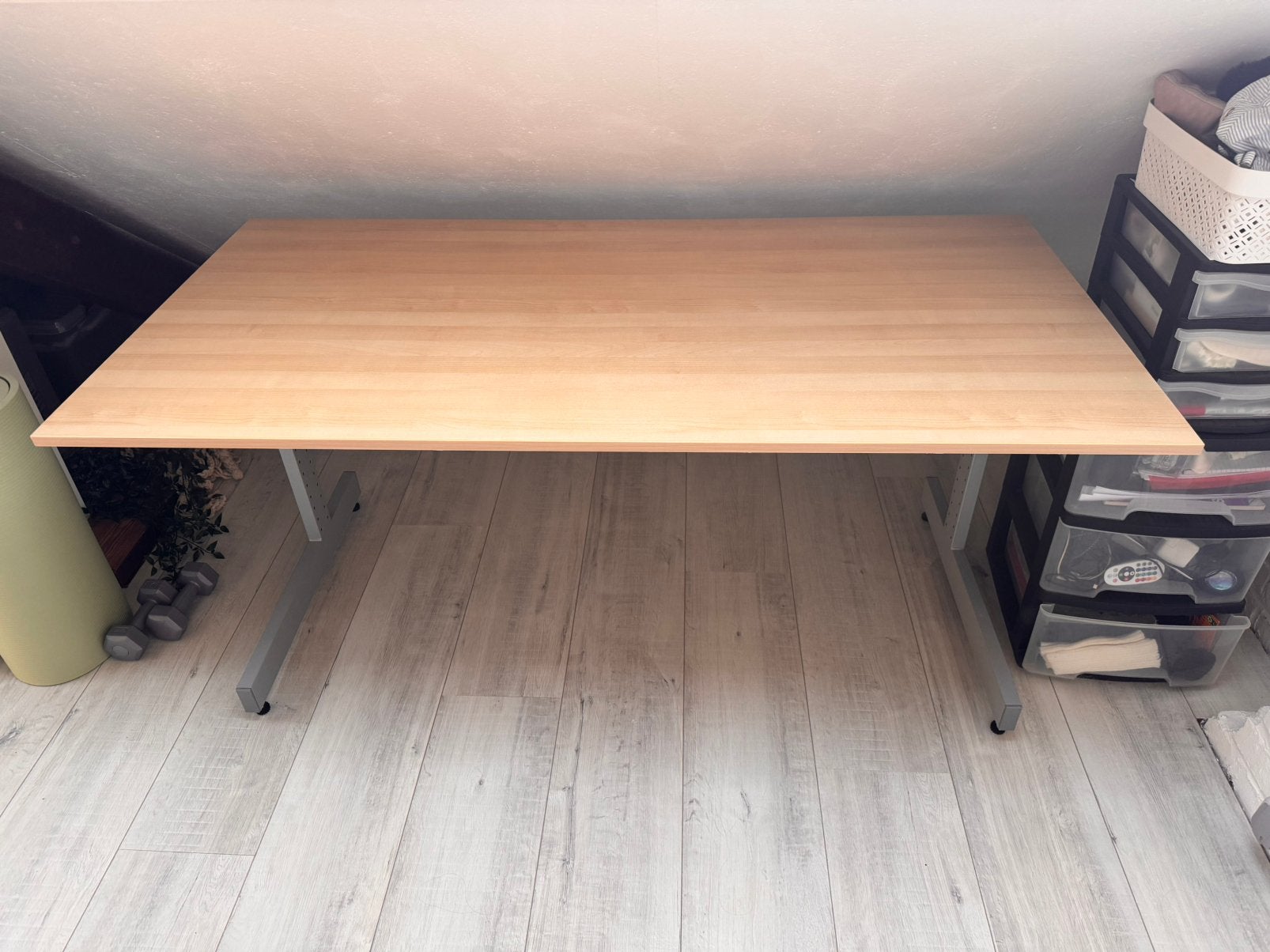 Bureau, Ophalen, Zo goed als nieuw, 100 mm of meer