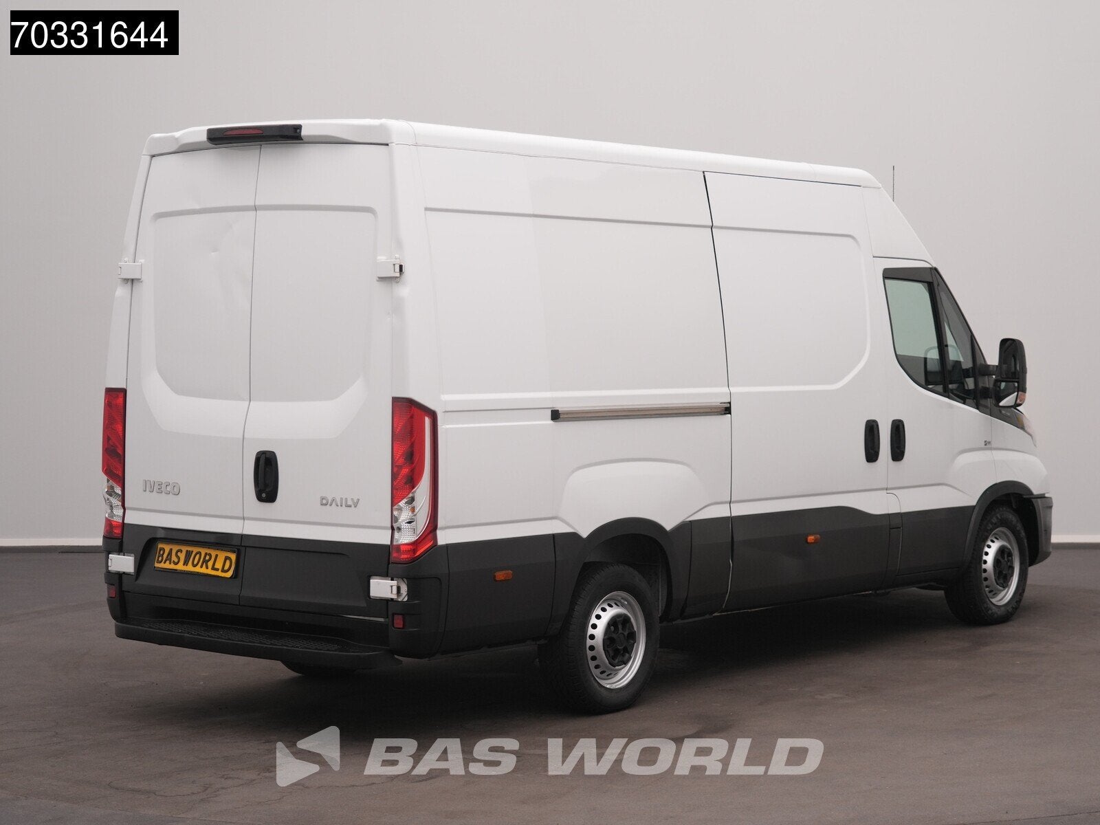 Iveco Daily 35S14 L2H2 Airco Cruise 3500kg trekgewicht Euro6, Auto's, Bestelwagens en Lichte vracht, Stof, Gebruikt, Euro 6, Iveco
