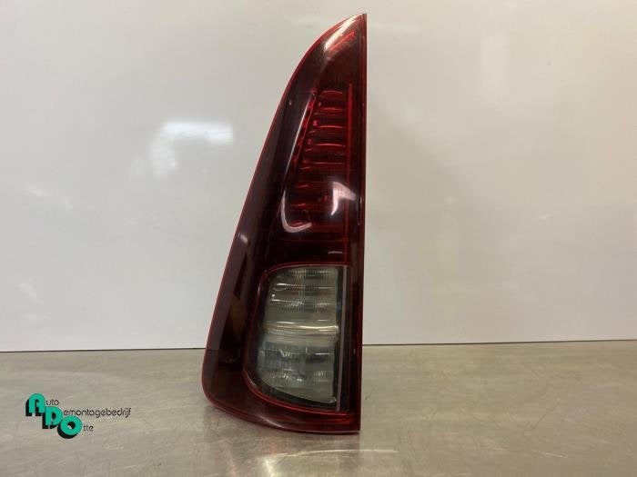 Achterlicht links van een Renault Espace (Espace 4 02-), Gebruikt, -, Renault, -