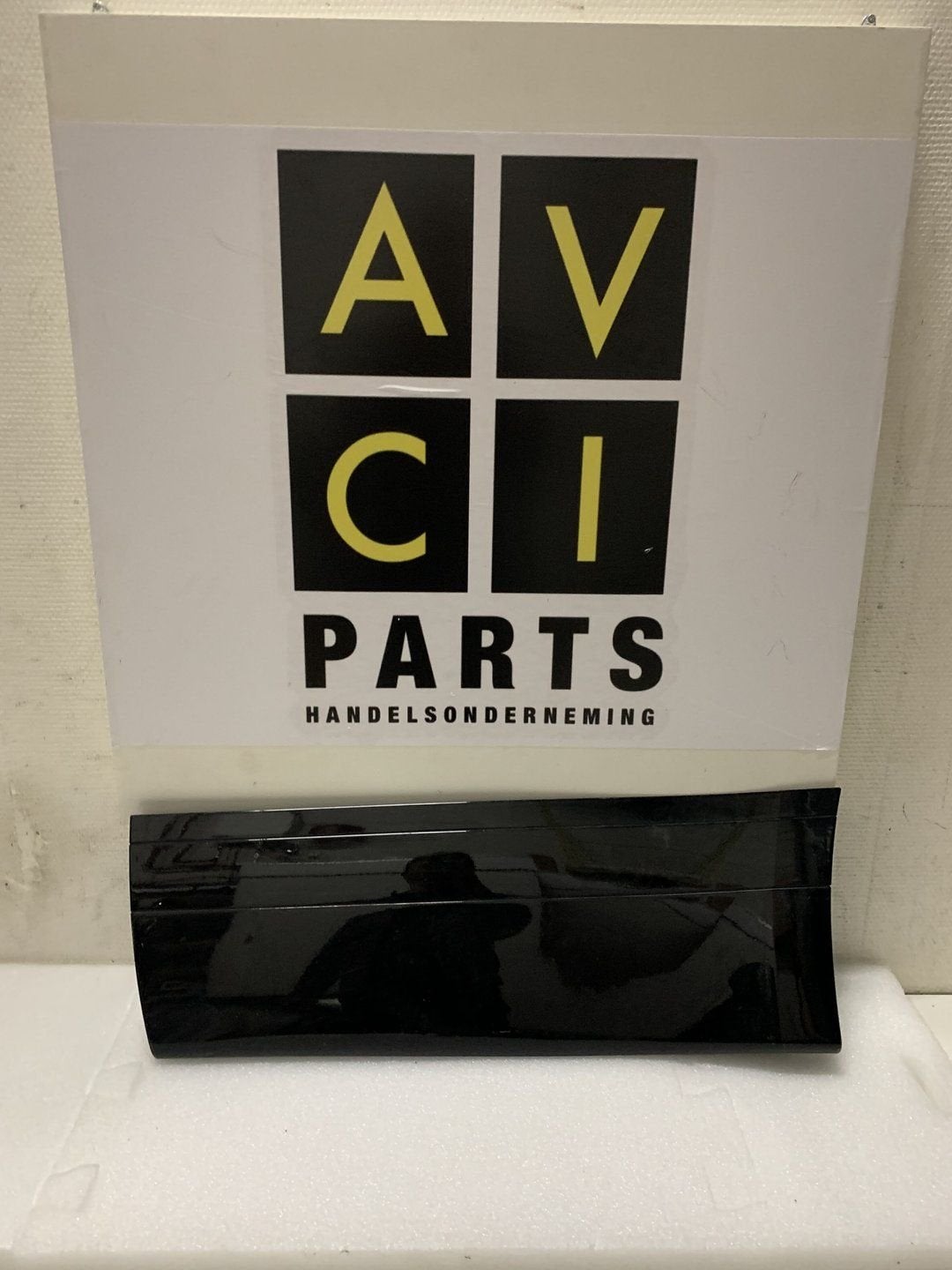 Range Rover Velar deurlijst Stootlijst  J8A2-274A49-A, -, -, Ophalen of Verzenden, -