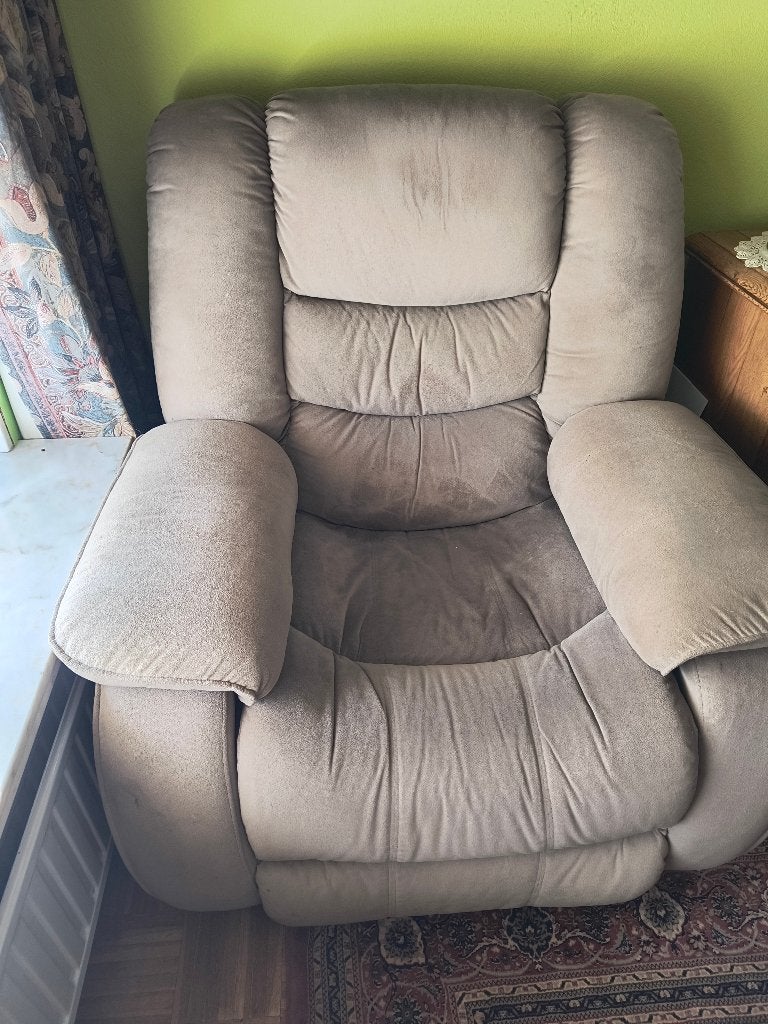 Fauteuil relax avec repose-pieds rabattable (2x disponibles), Banc droit, Une personne, Enlèvement, Utilisé