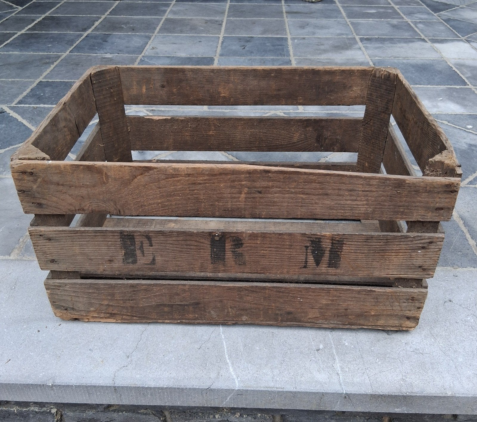 Fruitkisten oud, te gebruiken voor decoratie., Ophalen
