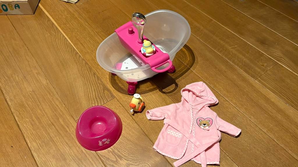 Babyborn bad + badjas + plaspotje, Ophalen, Zo goed als nieuw