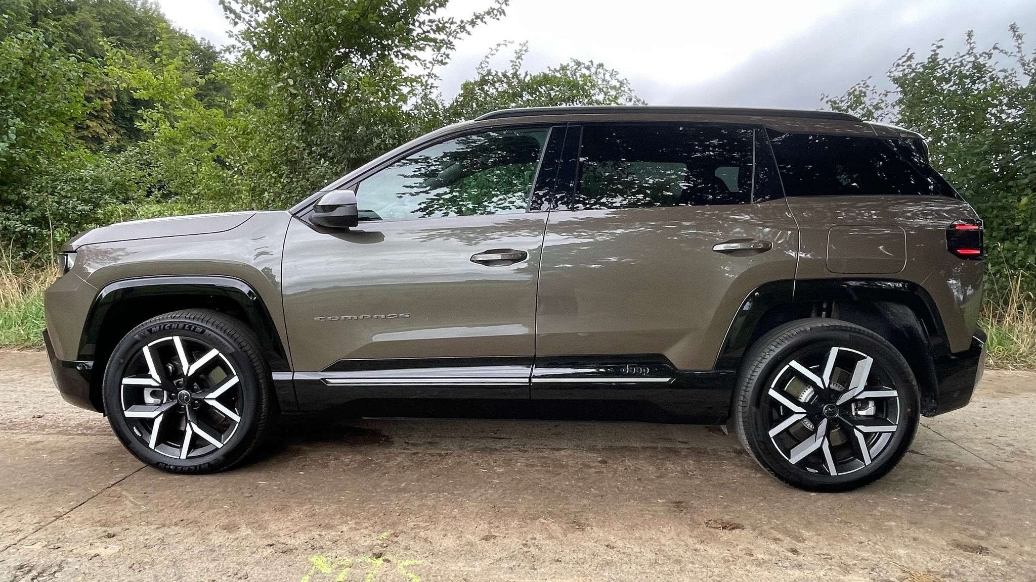 Jeep Compass e-Compass 74 kWh First Edition First Edition Fu, Cuir, Achat, 213 ch, Noir