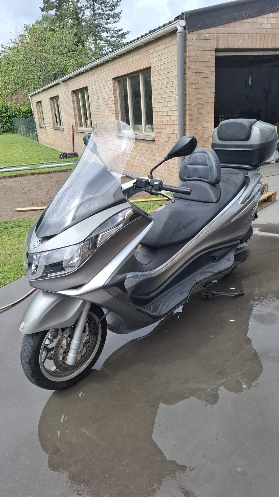 Motor Piaggio X10 350 cc, Motoren, Scooter, Occasion, Motorrijbewijs A, Particulier